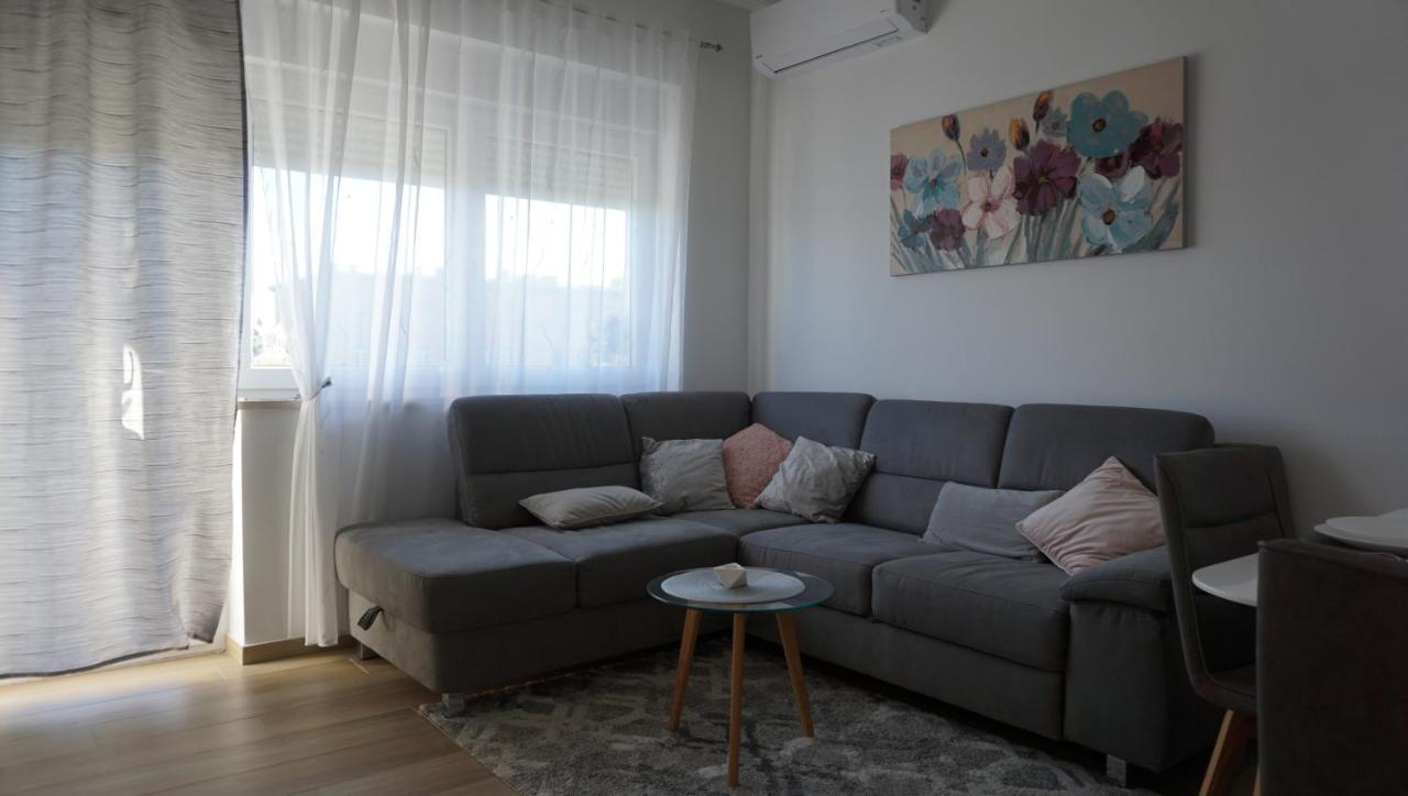 Apartman Luka Пула Экстерьер фото