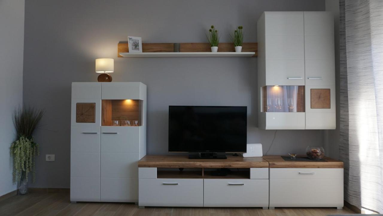 Apartman Luka Пула Экстерьер фото