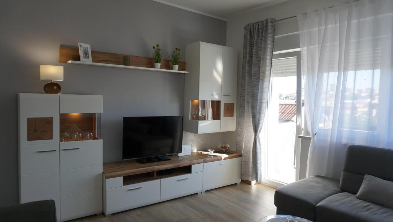 Apartman Luka Пула Экстерьер фото