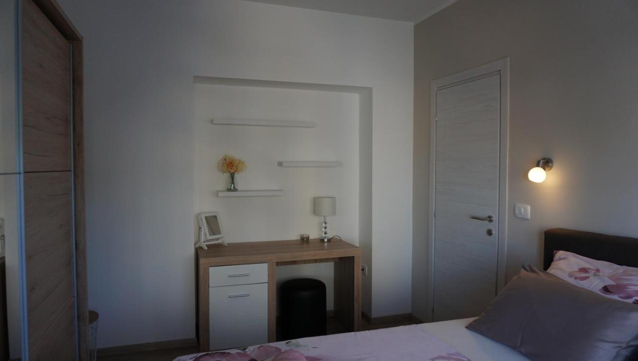 Apartman Luka Пула Экстерьер фото