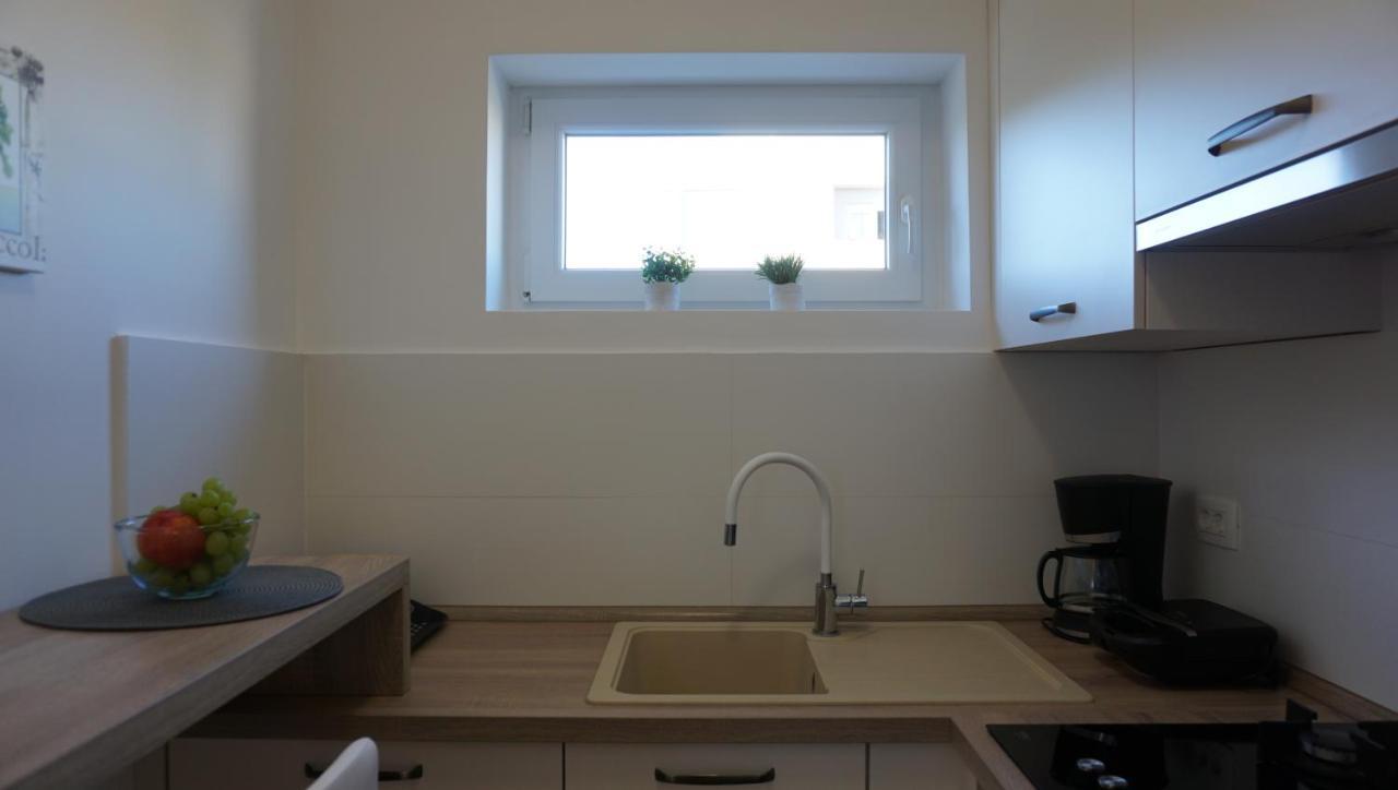 Apartman Luka Пула Экстерьер фото